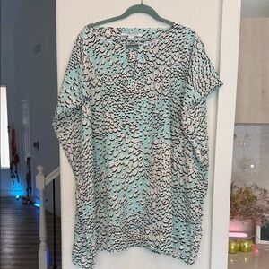 Diane Von Furstenberg Blue and Cream Patterned Tunic